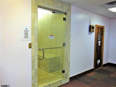 Spacious 1 bedroom, 1.5 bath condo with some ocean and bay views - photo 25