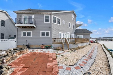 Get the Miami experience in New York! Very Rare Waterfront - photo 25