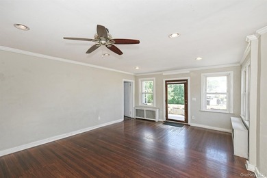 Welcome home to this Charming 2-bedroom, 2 full bath property - photo 7