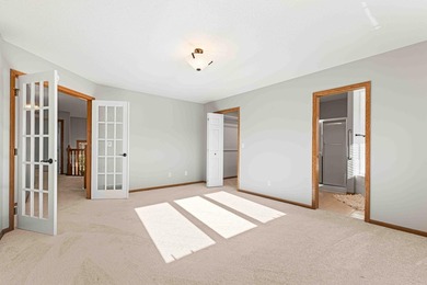 LOCATION, LOCATION, LOCATION!! Charming one-owner home on Lake - photo 35