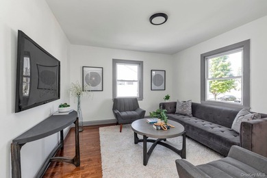 Fully Renovated 5 Bedroom Home In Freeport For $729,000. A Very - photo 3