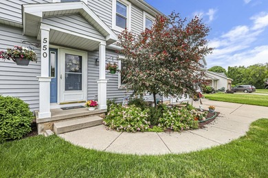 Spacious and thoughtfully designed 2-story home offering a - photo 4