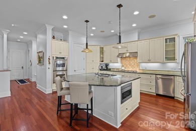 BEST VALUED WATERFRONT HOME IN THE POINT! With casual luxury, a - photo 10