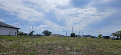 Rare chance to own a cul-de-sac lot! No through traffic! Located - photo 1