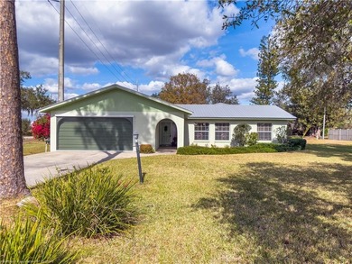 Red Beach Lake Home For Sale in Sebring Florida