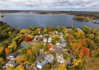 Lake Minnetonka Home Sale Pending in Woodland Minnesota