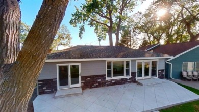 Lake Life, Reimagined – Completely Renovated!
- Lake Home For Sale in Johnson Lake, Nebraska