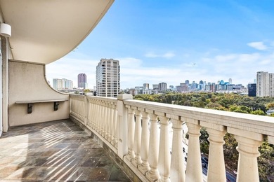 Step off the elevator directly into this stunning 8th-floor