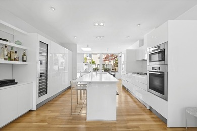 152 East 63rd St 2 - photo 1