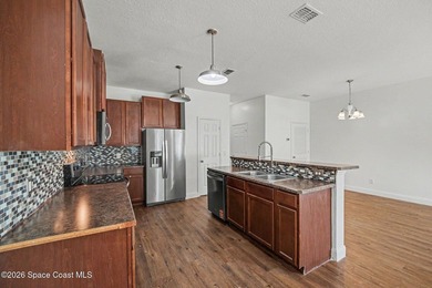 Move right into this spacious 3-bedroom, 2.5-bath end-unit - photo 13