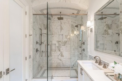 Welcome to 735 Bloomfield Street, a rarely available 20ft wide - photo 20