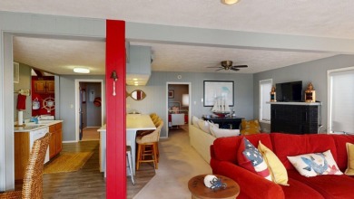 Enjoy lake life in this charming 2-bedroom, 1-bath cabin - photo 8