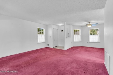 Welcome to 2 Taylor Lane in the desirable Winding Ways adult - photo 6