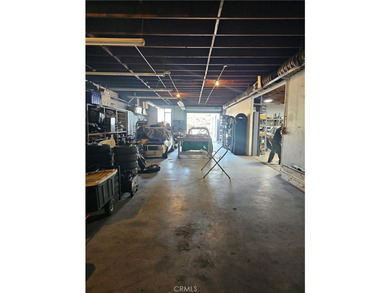 Prime Long Beach owner-user opportunity in a highly desirable - photo 7