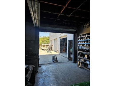 Prime Long Beach owner-user opportunity in a highly desirable - photo 10