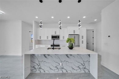 Welcome to the Emerald Model, a stunning brand-new construction - photo 9