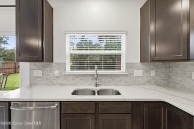 Built in 2019, this beautifully maintained 3 bedroom, 2.5 bath - photo 14