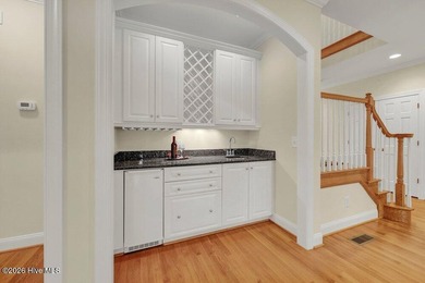 Back on market through no fault of sellers - buyers' - photo 18