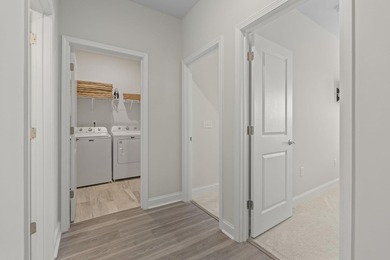 Discover the perfect blend of space, style, and serenity in this - photo 22