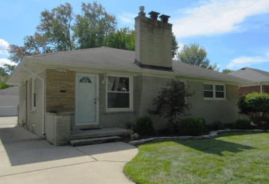 Lake Saint Clair Home Sale Pending in Saint Clair Shores Michigan