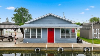 Don't miss this Irish Channel front home with amazing lakefront - photo 4
