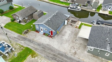 Don't miss this Irish Channel front home with amazing lakefront - photo 6