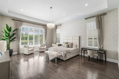 Exquisitely decorated by Brown Interiors, this sprawling one - photo 14