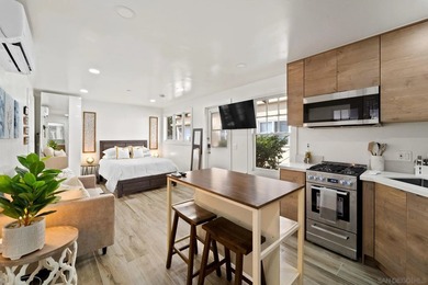 Incredibly rare mixed-use trophy property located at the - photo 15