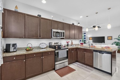 Discover comfortable Florida living in this beautifully - photo 17