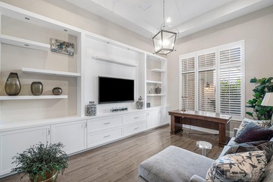 Exquisitely decorated by Brown Interiors, this sprawling one - photo 22