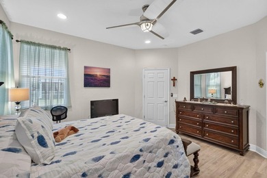 Discover comfortable Florida living in this beautifully - photo 23