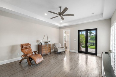 Exquisitely decorated by Brown Interiors, this sprawling one - photo 25