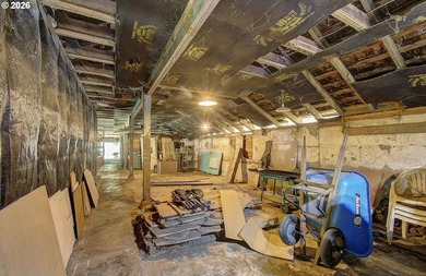 Historic Brush Prairie farmhouse built in 1901 and lovingly - photo 29