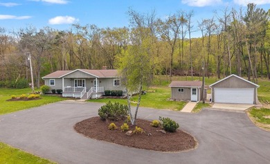 Lake Wisconsin - Columbia County Home For Sale in Lodi Wisconsin