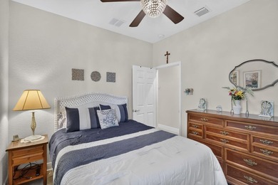 Discover comfortable Florida living in this beautifully - photo 34