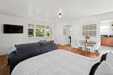 Incredibly rare mixed-use trophy property located at the - photo 44