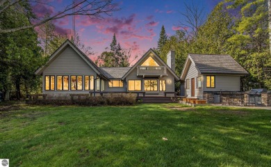  Home For Sale in Lake Leelanau Michigan