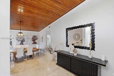 Executive home presented in the sought after neighborhood of The - photo 10