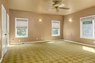 Enjoy the perfect balance of privacy, convenience, and luxury in - photo 10