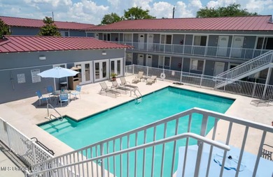 Beautiful Condo completely furnished!! One bedroom, One full - photo 4