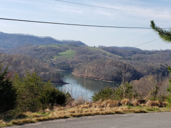 Double Lot with Norris Lake Views - Lake Lot Under Contract in New Tazewell, Tennessee