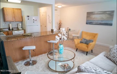 Beautiful Condo completely furnished!! One bedroom, One full - photo 8