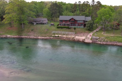 Lake Home Off Market in Doniphan, Missouri