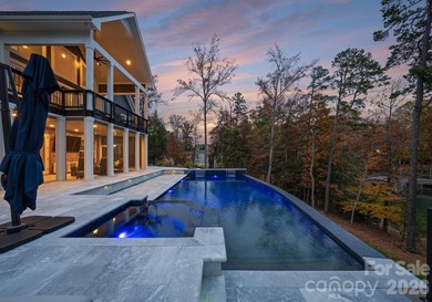 Tranquil Waterfront Estate with Unmatched Multigenerational - photo 6
