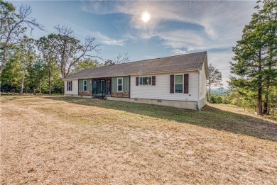 Bull Shoals Lake Home For Sale in Lead Hill Arkansas