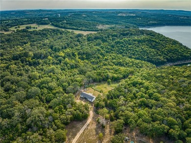 Back on the market at no fault of the property!! GORGEOUS LAKE - photo 5