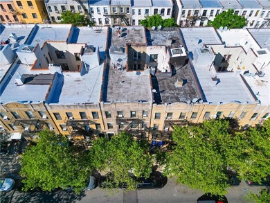 Rare-find oversized 6-family building with a 25'*72' building - photo 35