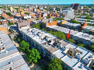 Rare-find oversized 6-family building with a 25'*72' building - photo 40