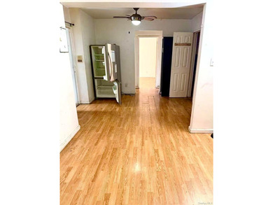 This exceptional coop apartment features a spacious 1-bedroom - photo 2