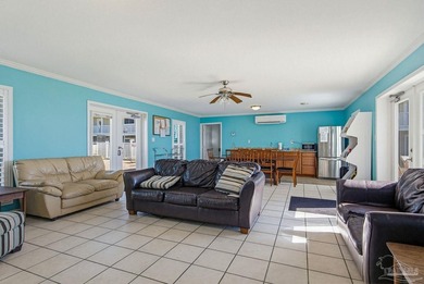 OPEN HOUSE- SATURDAY, JULY 18TH 11 AM-1 PM!! This must-see condo - photo 44